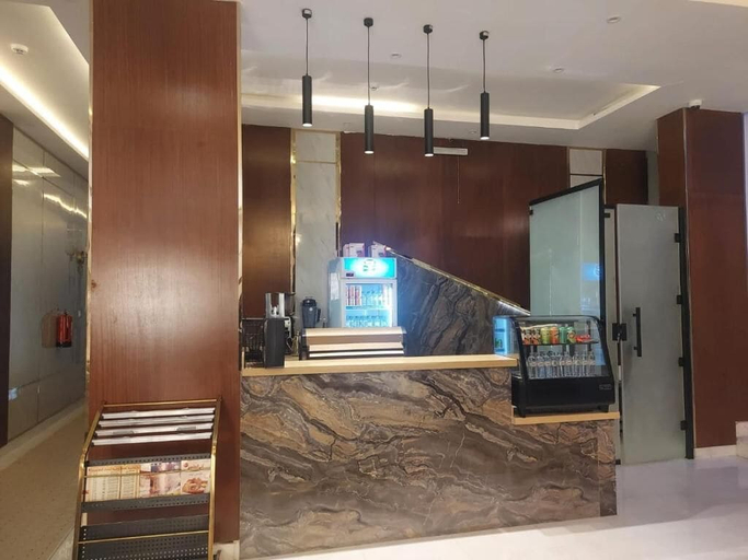 Terrace/patio, Calm Apartment Serviced, Riyadh