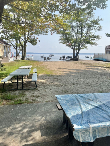 Outdoor dining 4, Harmon's Beach Limit 5 1 Bedroom Villa, Cumberland