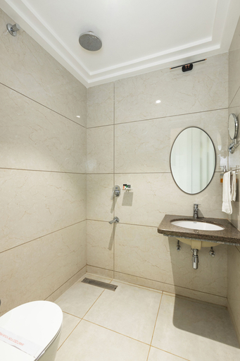 Bathroom 3, asar Varanasi Junction by Orion Hotels, Varanasi