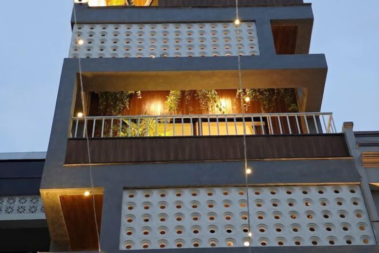 Exterior 2, GomiHouse-Cozy-4BRs-5 'to Lotte Mart- jacuzzi pool, Da Nang