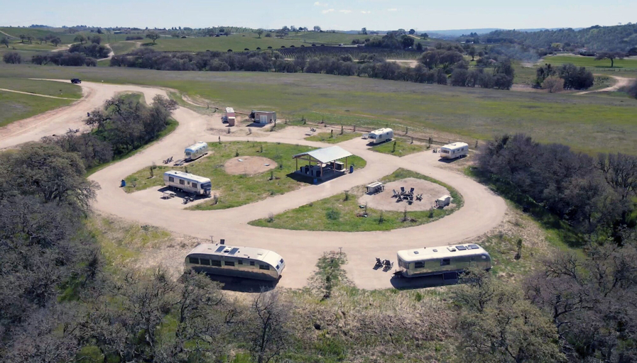 Primary image, Vinyl Vineyards, San Luis Obispo