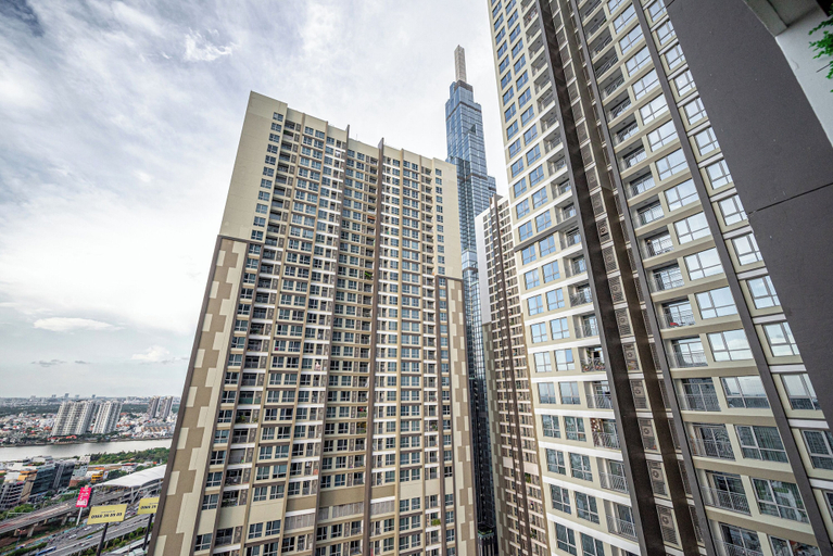 Front of property 2, Luxury Bluesun Landmark 81 & Vinhomes, Bình Thạnh