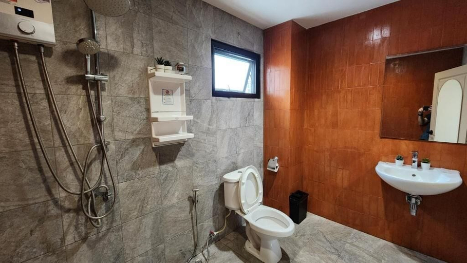 Bathroom 3, Krung Boutique Hotel, Bang Kho Laem