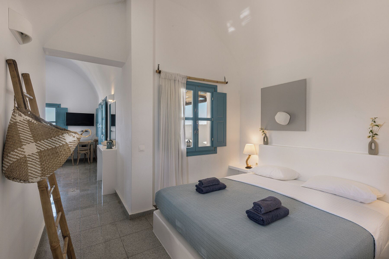 Bedroom 2, GTK Santorini Oia Sunset Villas, South Aegean