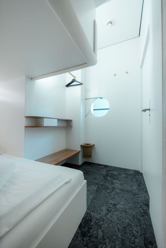 Room 5, Grand Pods, Wien