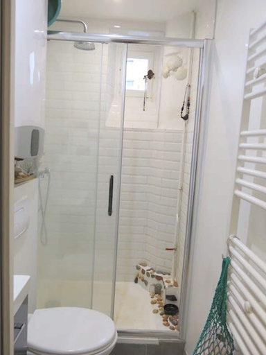 Room 4, Appt Letort Citycosy, Paris