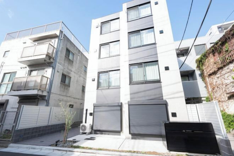 Exterior & Views 2, FL Residence Jingu Gyoen IV, Shibuya