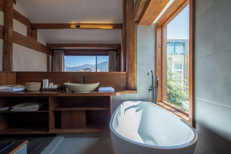 Bathroom 4, Lijiang Tennessee Moutain Lodge - A Luxury Farmstay with Jade Dragon Views-Baisha Village Branch, Lijiang