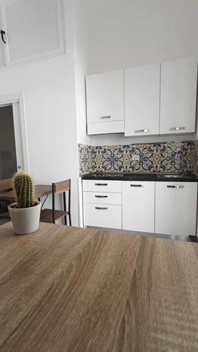 Shared kitchen 5, Foresteria del Genio, Palermo