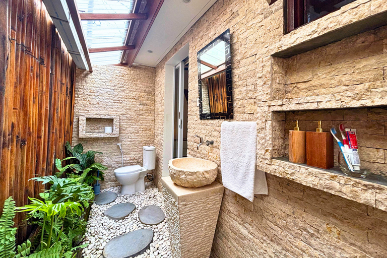 Bathroom 5, Villa Sukhaloka by AGATA - 2BR Private Pool Villa, Badung