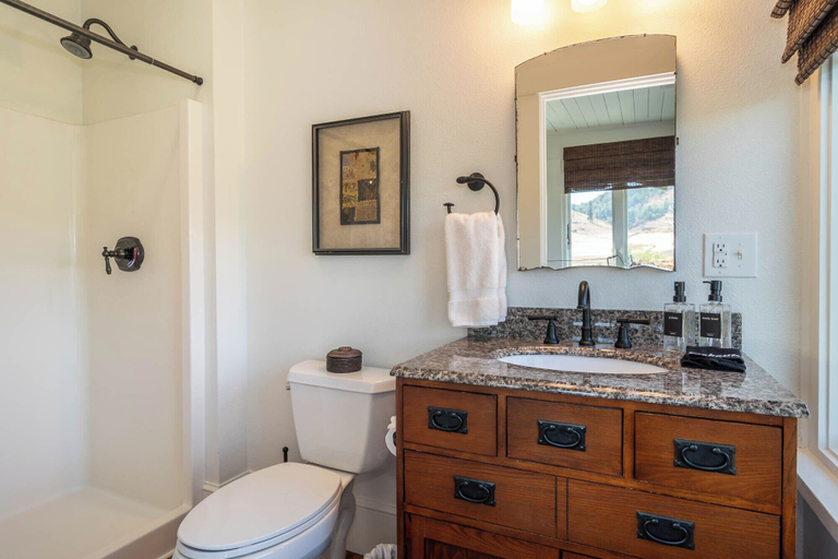 Bathroom 3, C.H. Bailey House, Douglas