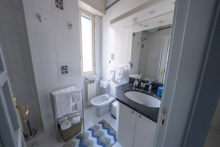Bathroom 3, MARINELLI HOUSE - Song Parthenope, Napoli