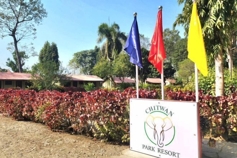 Property grounds 5, Chitwan Park Resort, Narayani