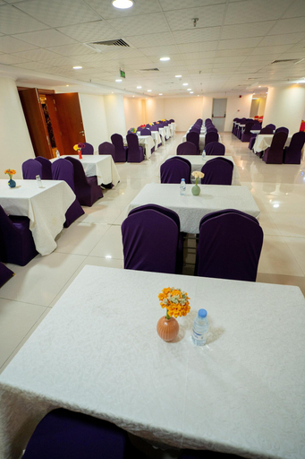 Restaurant 4, Al-Qemma Hotel, Makkah
