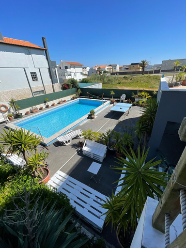 Exterior, Slide Surfcamp, Vagos