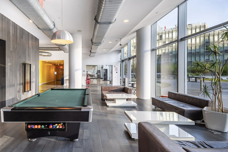 Room 2, Forte Select XXV by Rove Apt w Private Terrace, New York