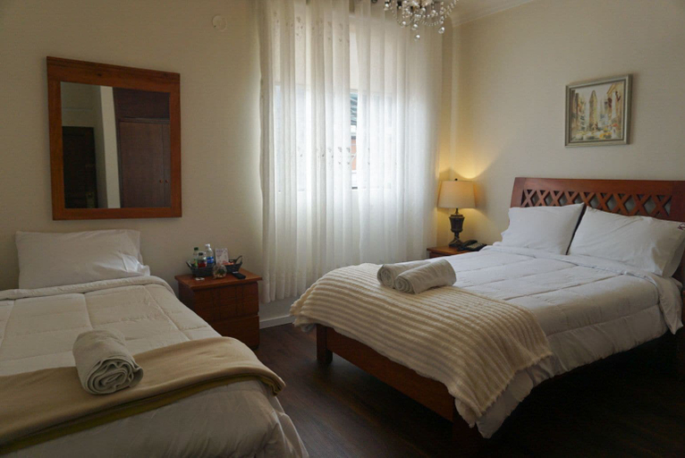 Room 5, Kontiki Miraflores, Lima