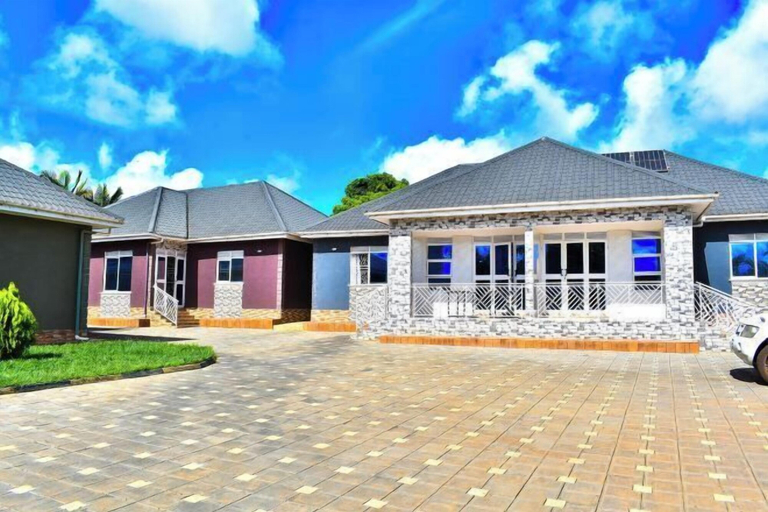 Exterior 4, The Biira Residence, Busiiro