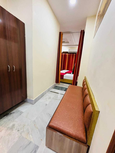 Others 5, hotel chitrakoot, Varanasi