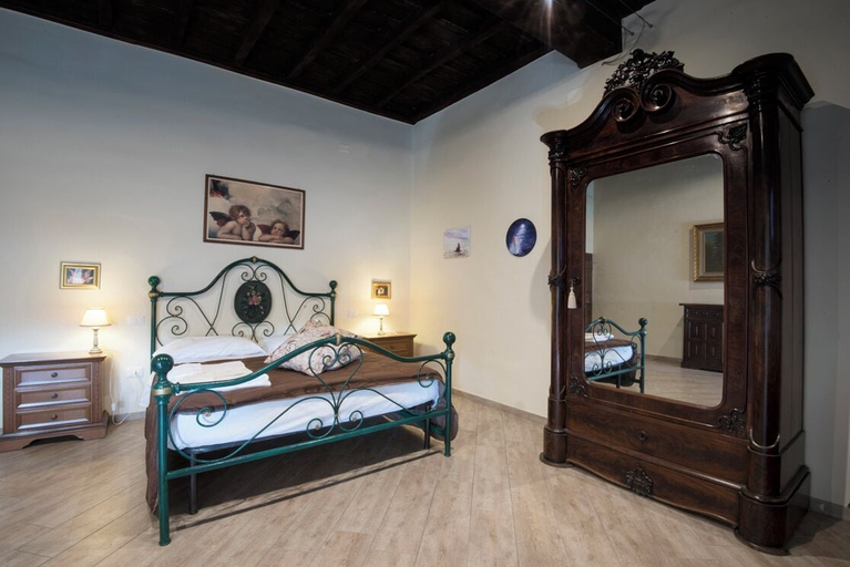 Bedroom 4, Palazzo Mazzini, Viterbo