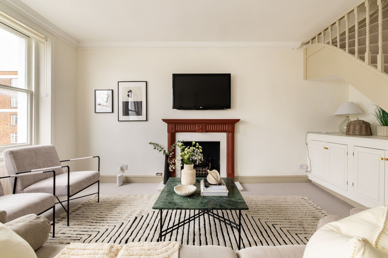 Others 4, Stylish West Kensington Duplex, London