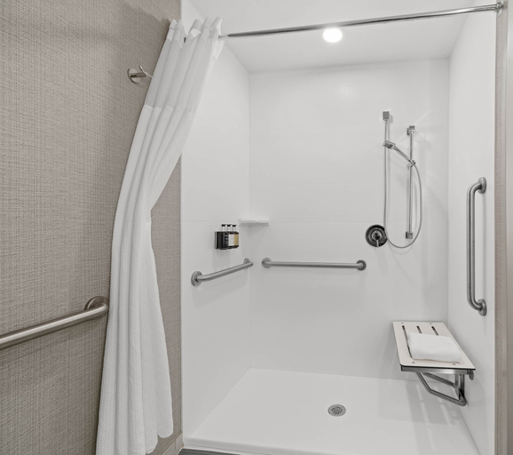 Bathroom 4, The Kulshan Hotel, Skagit