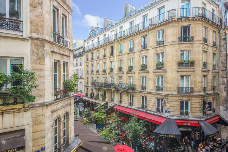 Exterior 2, LOMBARDS BUILDING, Paris