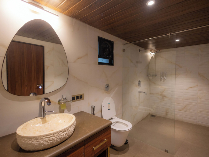 Bathroom 5, Prana Resorts and Banquets, Pune