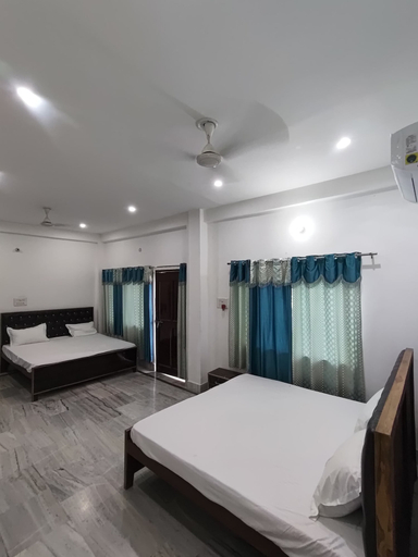 Room 4, Shree Shyam Paying Guest House, Varanasi