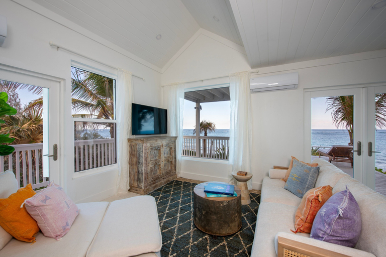Living area 4, Veselka - Remodeled Home On Double Bay Beach 3 Bedroom Home