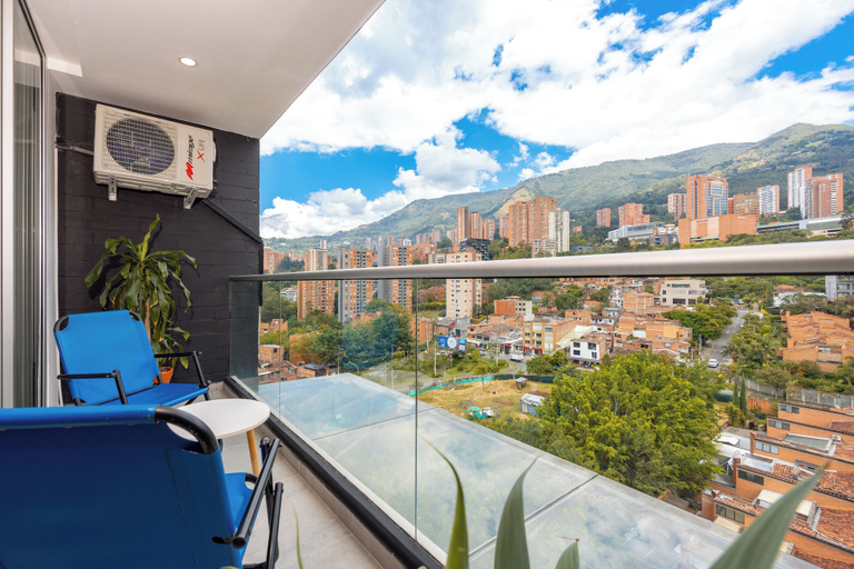 Balcony 2, Borbon Suites, Medellín