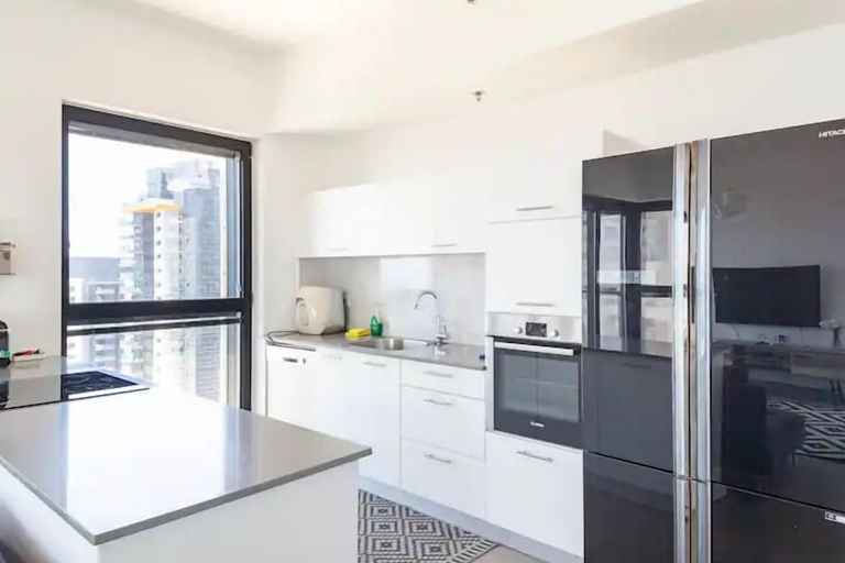 Others 5, Luxury Apt Tower Best Sea View Bat Yam