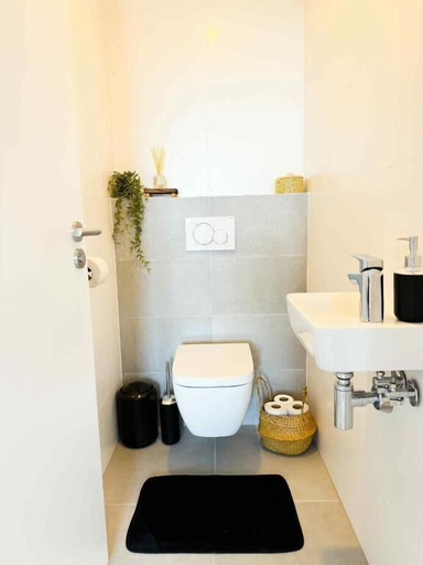 Bathroom 5, A2 Severna Apartment, Poprad