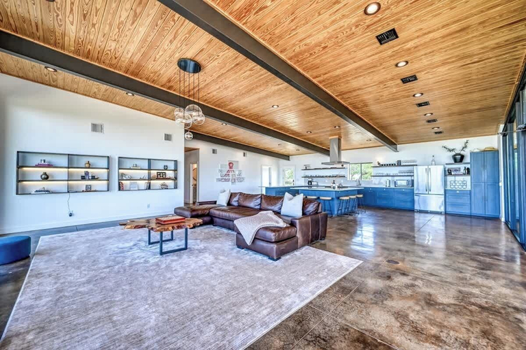 Living area, A Thousand Stars: Pool+hot Tub, Views, Gillespie
