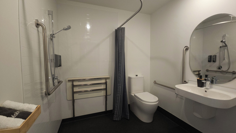 Bathroom 4, Alps Motel Apartment Twizel, Mackenzie