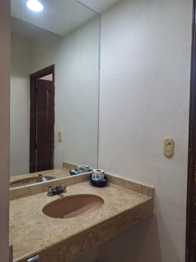 Bathroom 3, Hotel Ruiz Milan, Veracruz