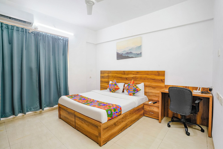 Room 4, Fabhotel Wellax 24 Service Apartments, Thane