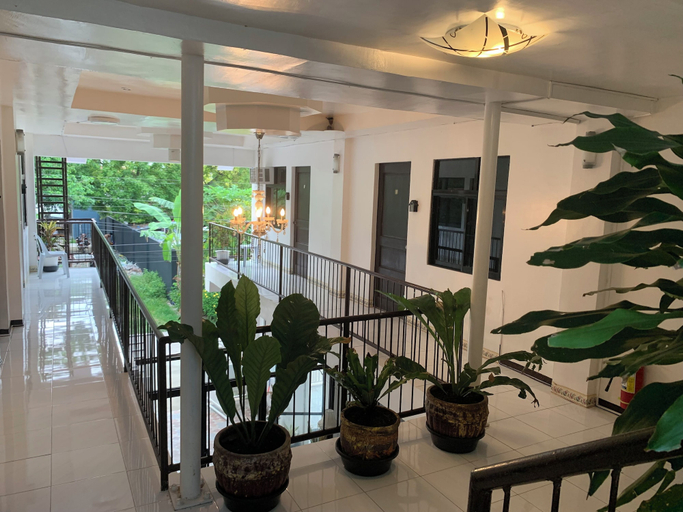 Others 5, Luna Oslob Travellers Inn, Oslob
