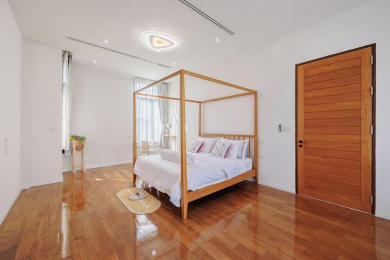 Room 3, Luxury five-room pool villa, Bang Su
