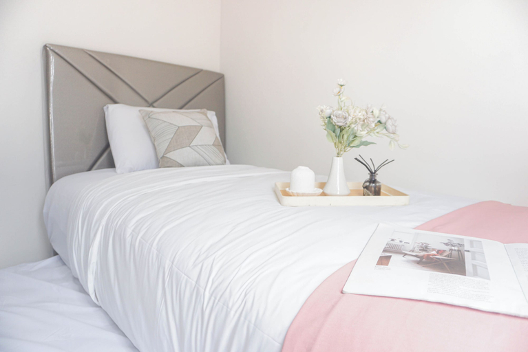 Room 2, Cozy And Functional 2Br Apartment Vasanta Innopark, Cikarang