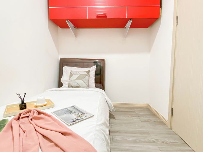 Room 5, Simple 2Br Near Industrial Area Apartment Meikarta, Cikarang