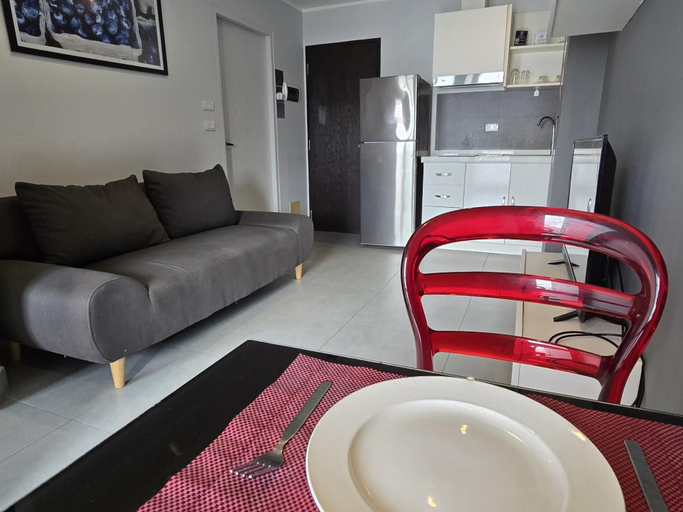 Interior 3, 1 BR Condo in good location NV402, Phuket Island