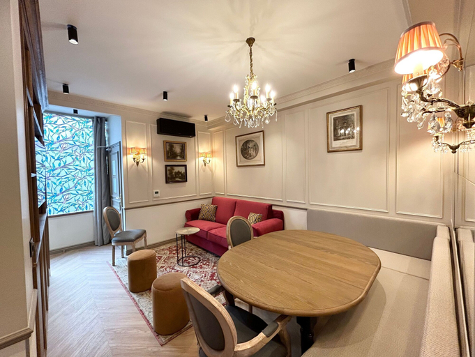 Living area 4, Merveil Luxury Suite - Eiffel Bourgogne, Paris