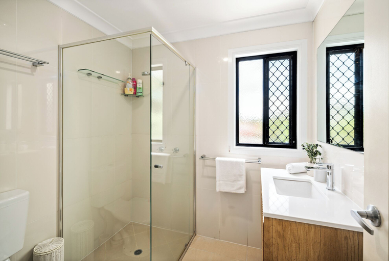 Bathroom 4, Smart Suites Self Check-in Apartments - 144 Dixon, Sunnybank