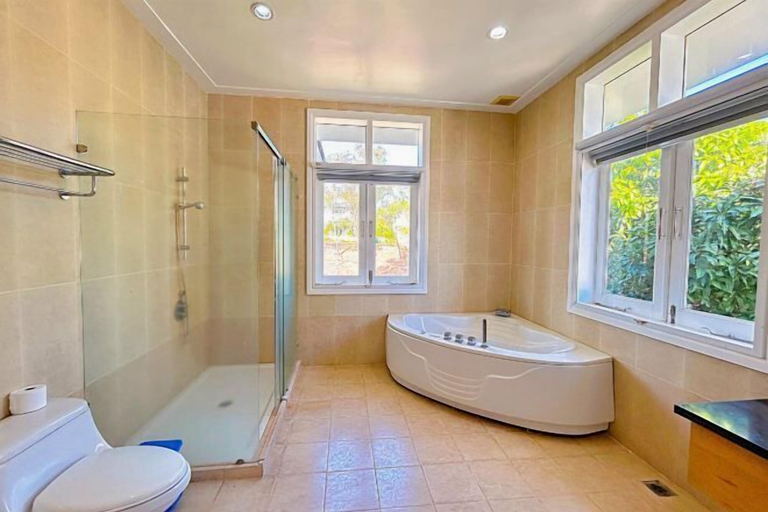 Bathroom 4, 4 bedroom Seafront Soan Villa - Sealinks Mui Ne, Phan Thiết