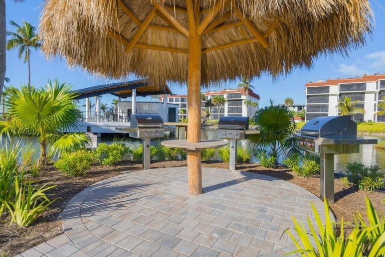 Terrace/patio 2, Pointe Santo D35 2 Bedroom Condo, Lee