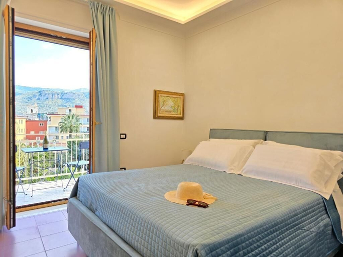 Bedroom 2, Casa Evelina, Napoli