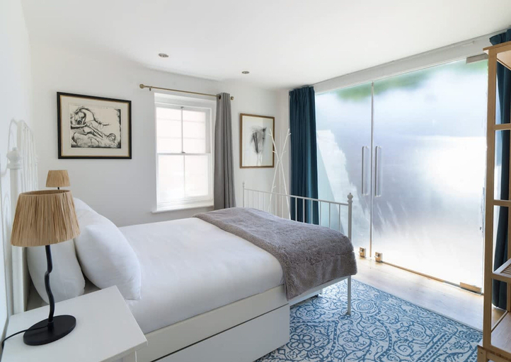 Bedroom 4, The Iconic Portobello Mews House, London