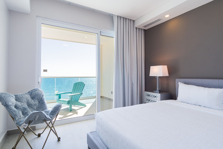 Room 5, Splash in The New Lazy River and Sleep In Luxury Encantame C-1104, Puerto Peñasco