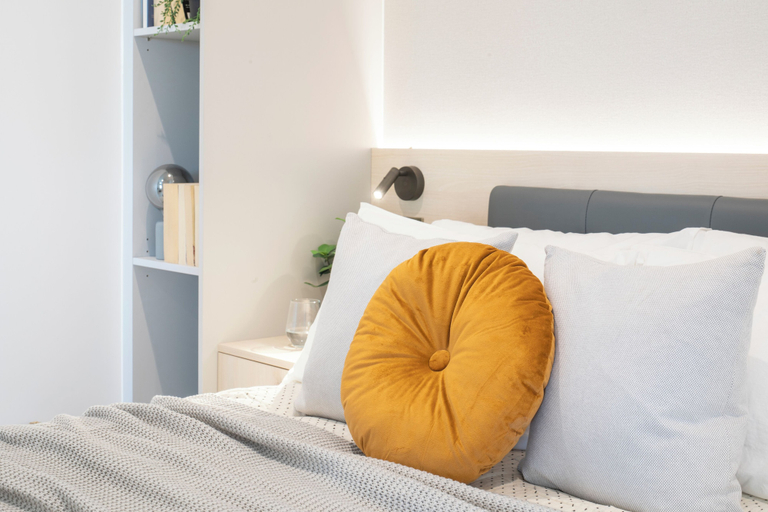 Room 4, StayCozy Studio Apartments in Croydon, London